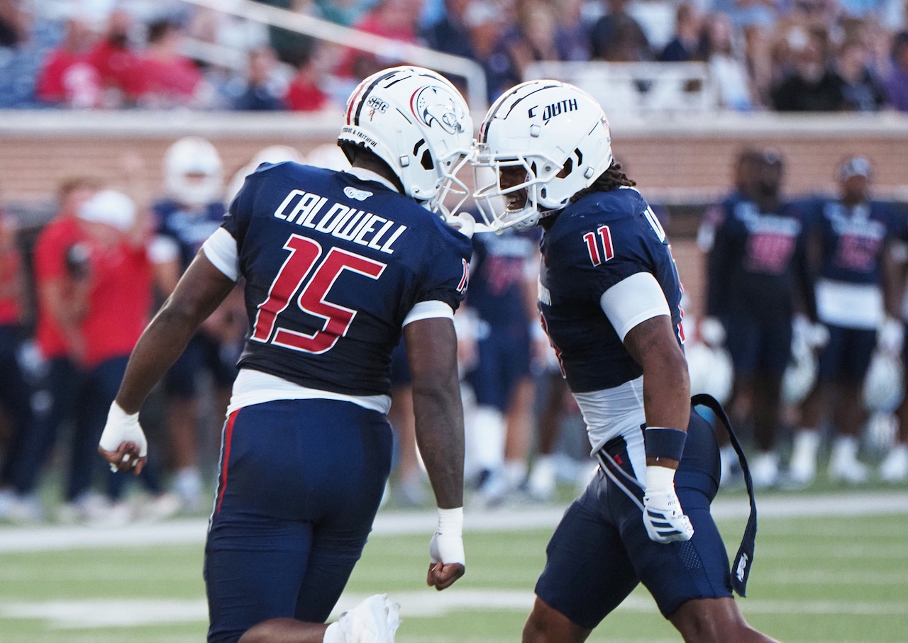 Auburn’s leaders step up for historic showdown