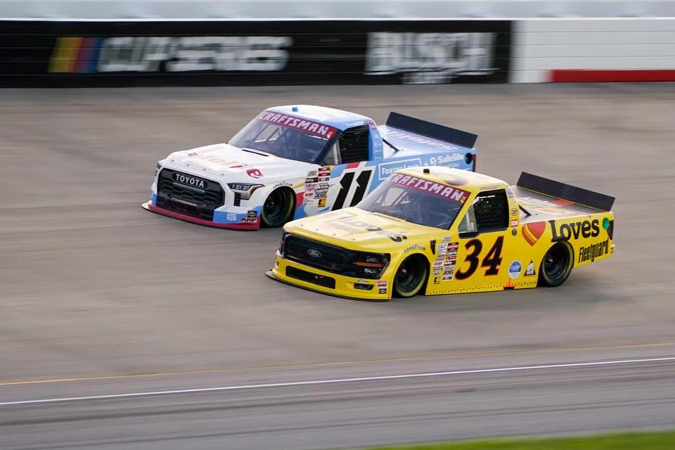 Bristol drama: Layne Riggs clinches Truck playoff spot