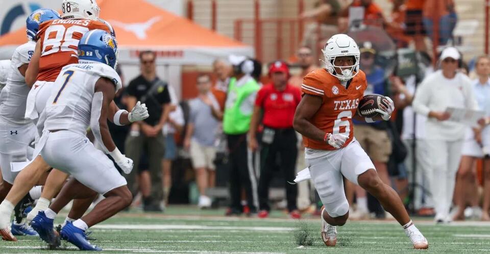 Texas RBs Clark & Gibson get their shot vs UTEP