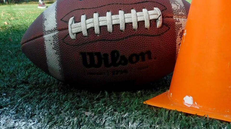 Friday night lights: Lowcountry football heats up