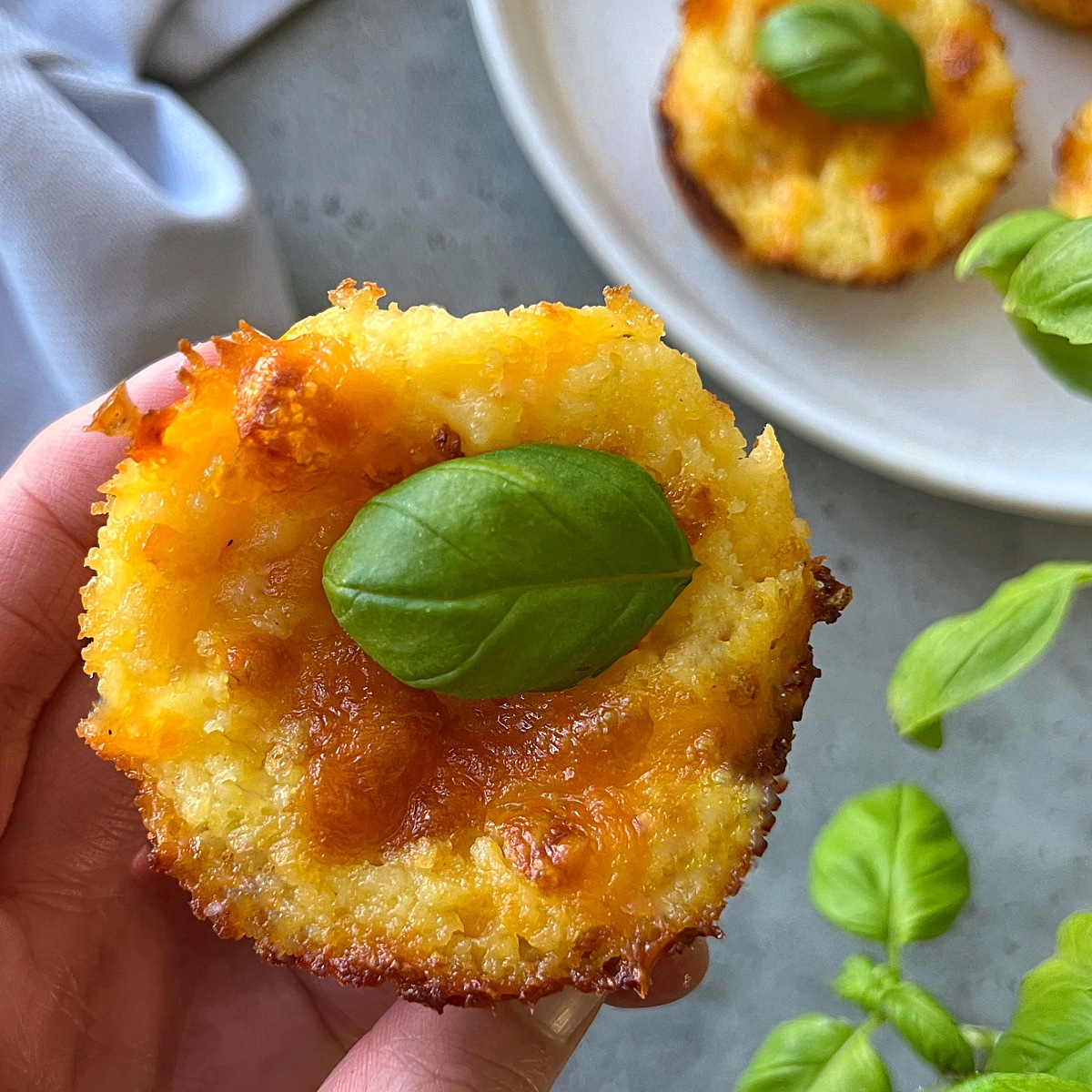 Cheesy baked mashed potato cups 🥔🧀✨