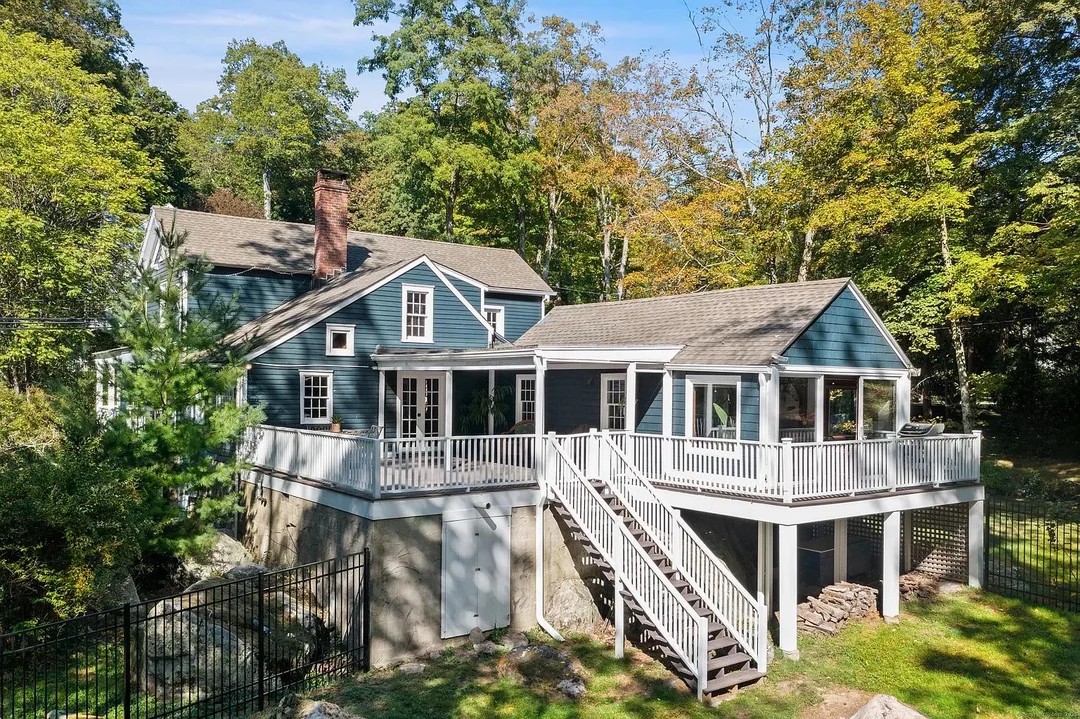 This Connecticut Home Pre-Dates the Entire USA by Decades 😯😯😯