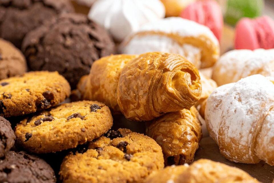 Foods That Secretly Age You Fast