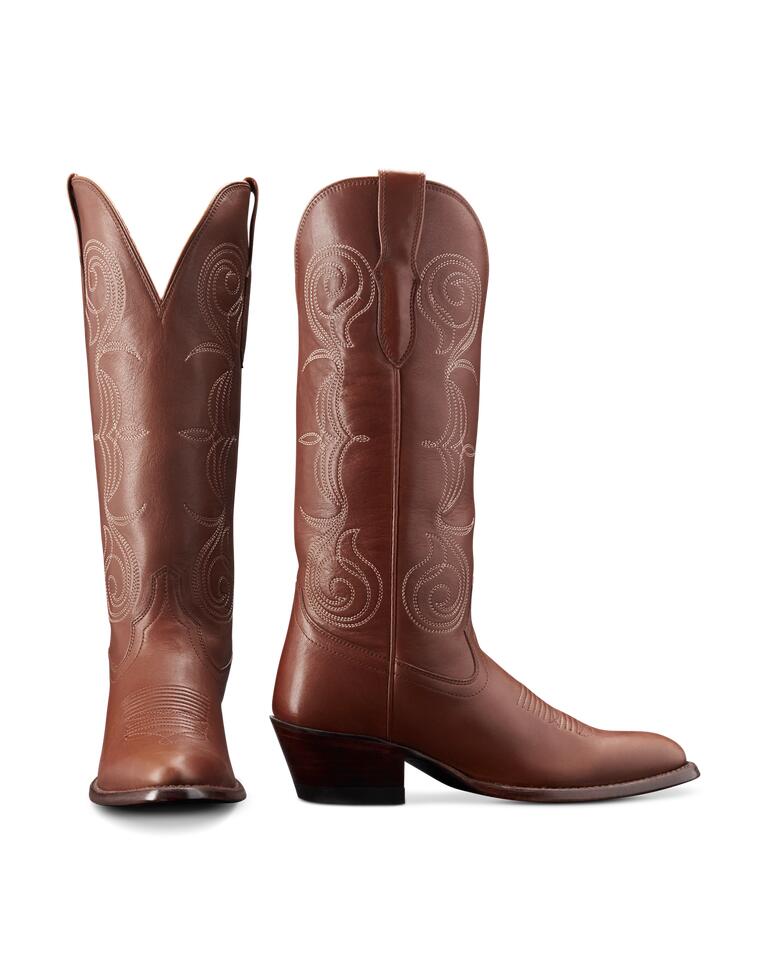 Kaia Gerber’s Red Hot Fall Look Is Everywhere