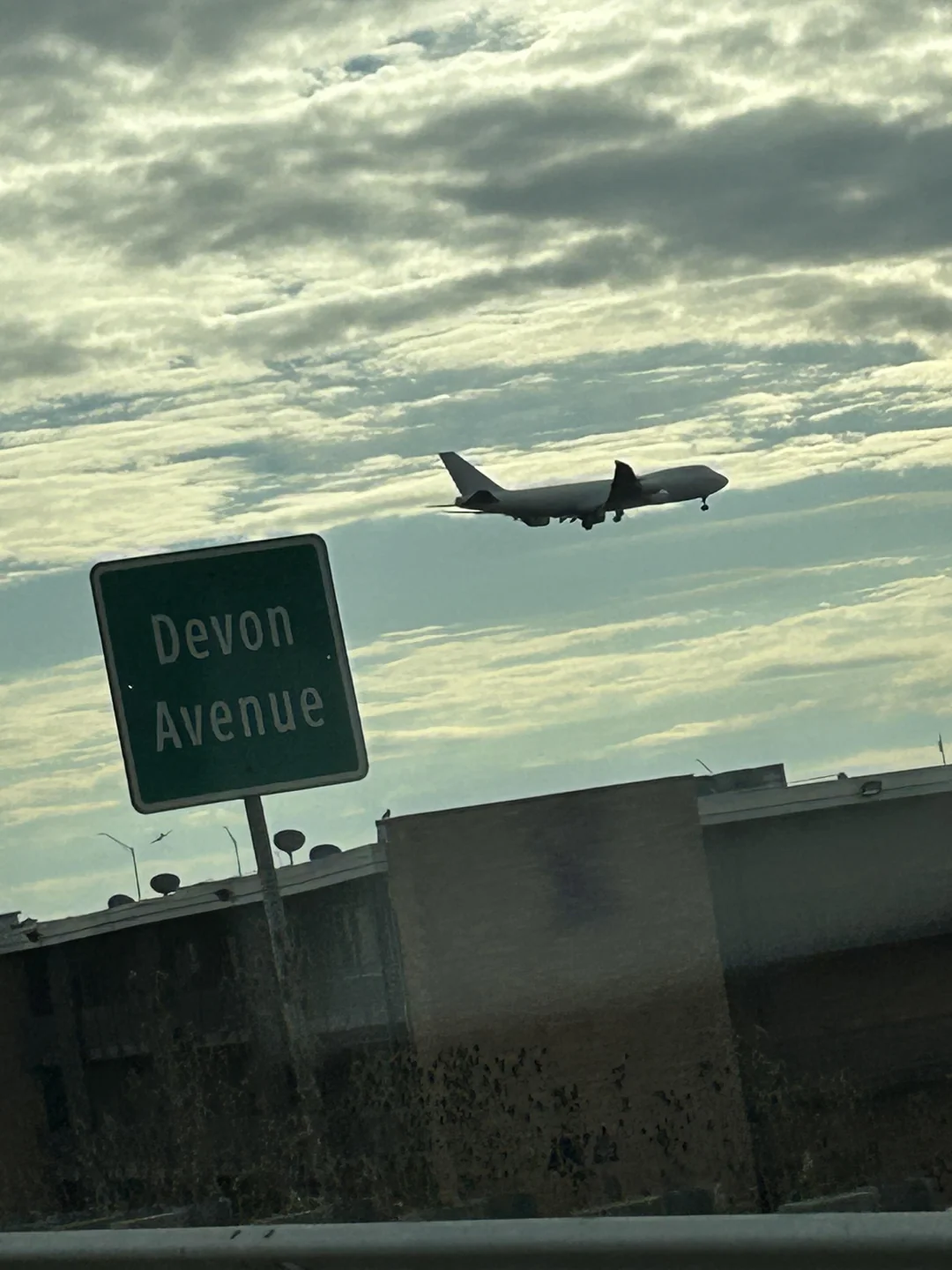 Anyone else see that unmarked 747 landing at O’Hare today? What’s going on?