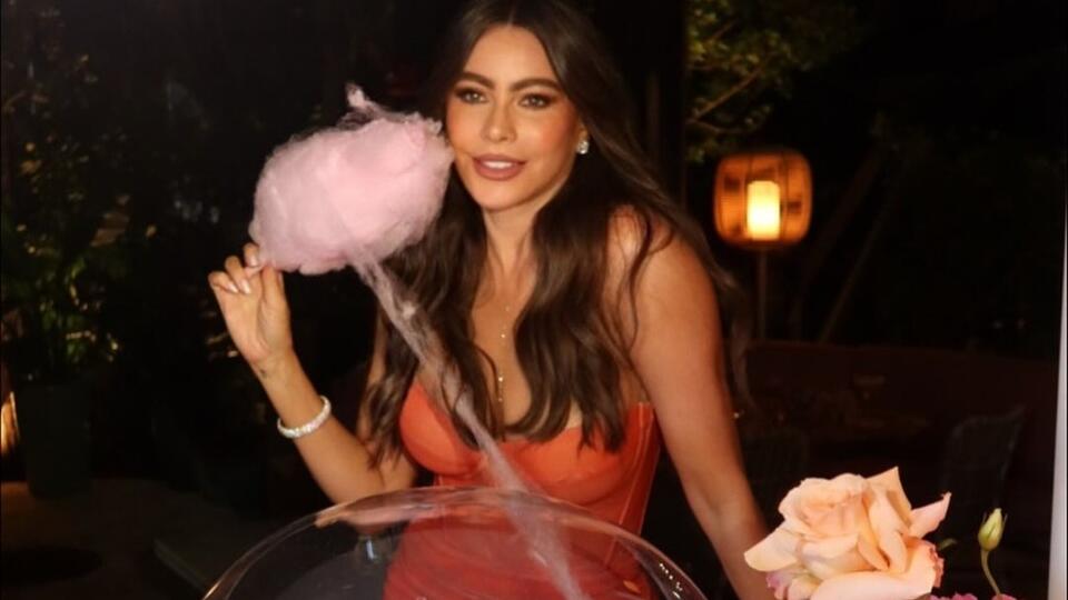 Sofia Vergara’s Corset Look Broke the Internet