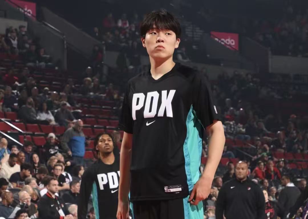 Blazers' Yang Hansen Posts Career Highs in Return to NBA Action