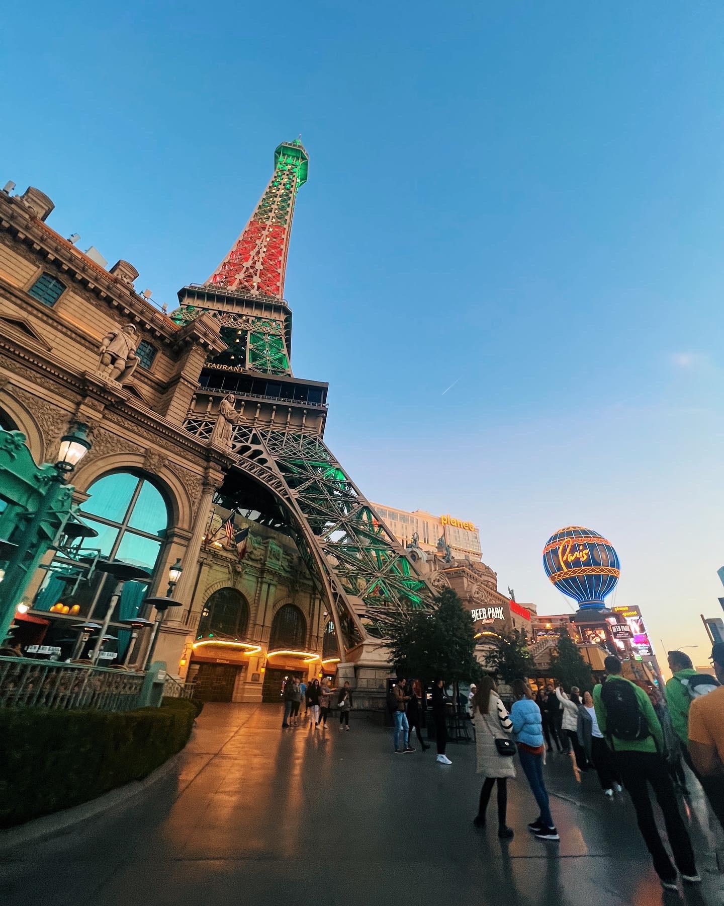 My Visit to Vegas Made Me Understand How Manufactured Happiness Can Feel