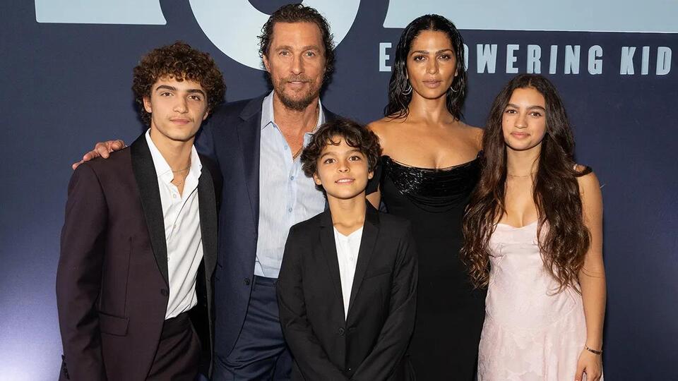 McConaughey’s Mom Drama Over Baby News! 👀