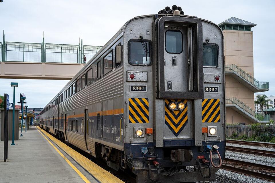 Trains Are the New Thanksgiving Hack