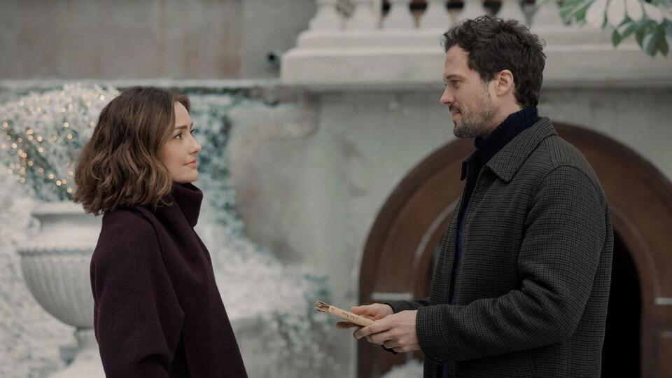 Minka Kelly & Tom Wozniczka's Paris Sparks! ✨