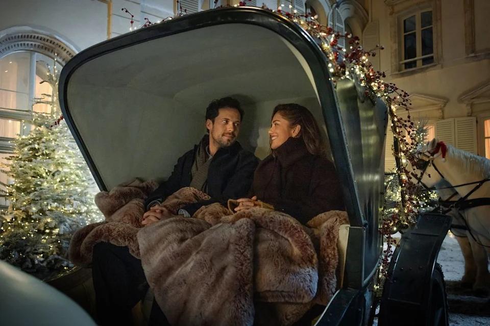 Minka Kelly & Tom Wozniczka's Paris Sparks! ✨