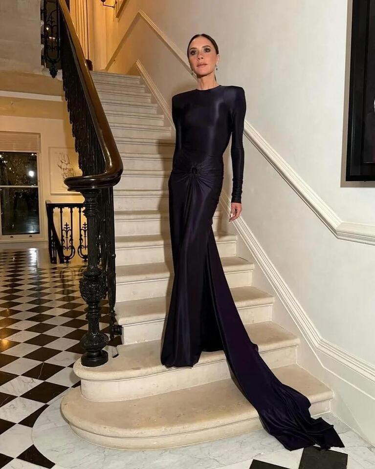 Victoria Beckham’s Dress Is Royal-Ready