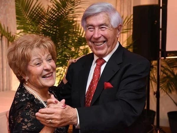 Baltimore’s crab cake legend leaves a lasting flavor