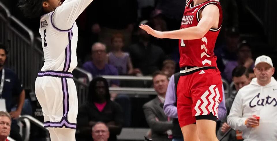 Wild finish as K-State falls to Nebraska by 1