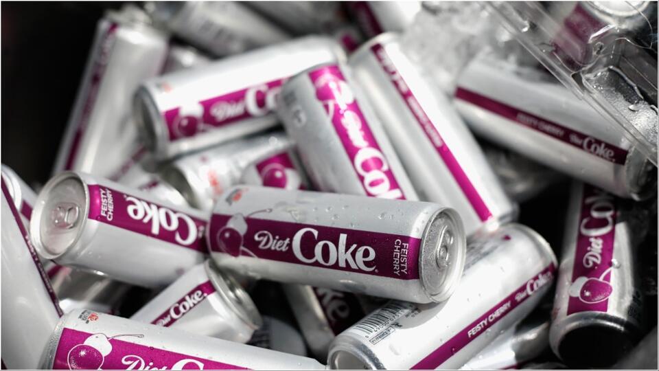 Coca-Cola’s Cherry Comeback: Sip Nostalgia!