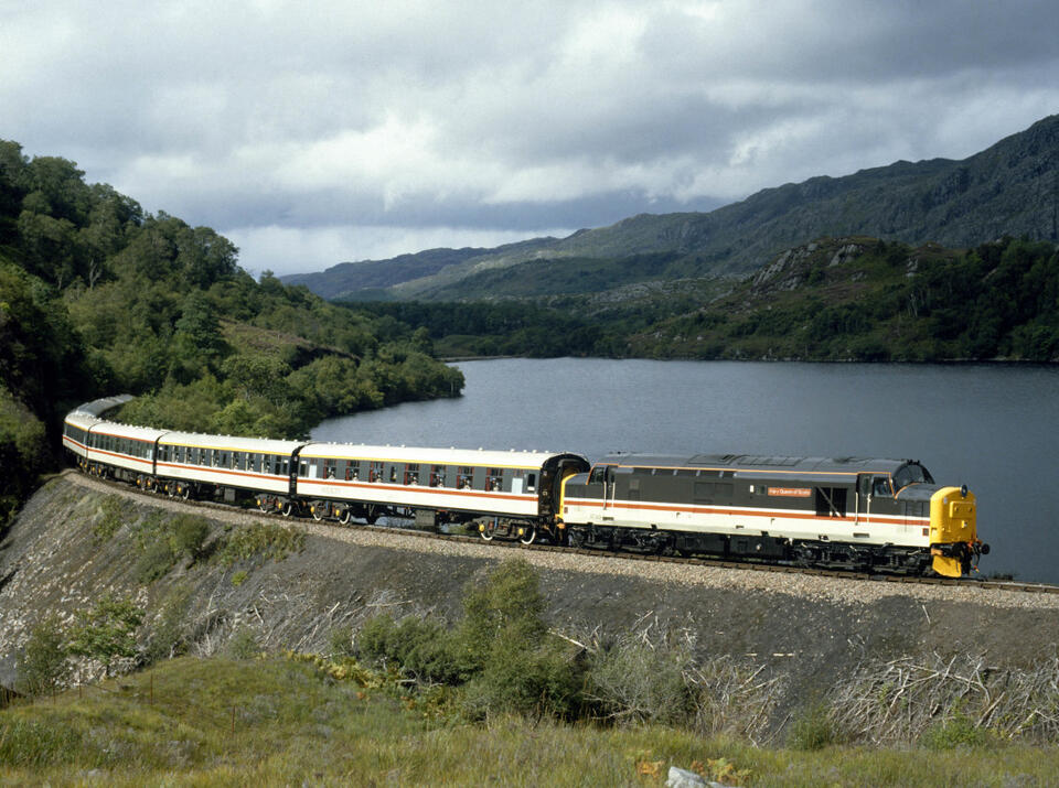 This Train Ride Is a Christmas Movie IRL