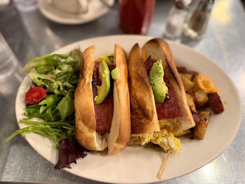 Boston’s lobster brunch: Worth the wait!