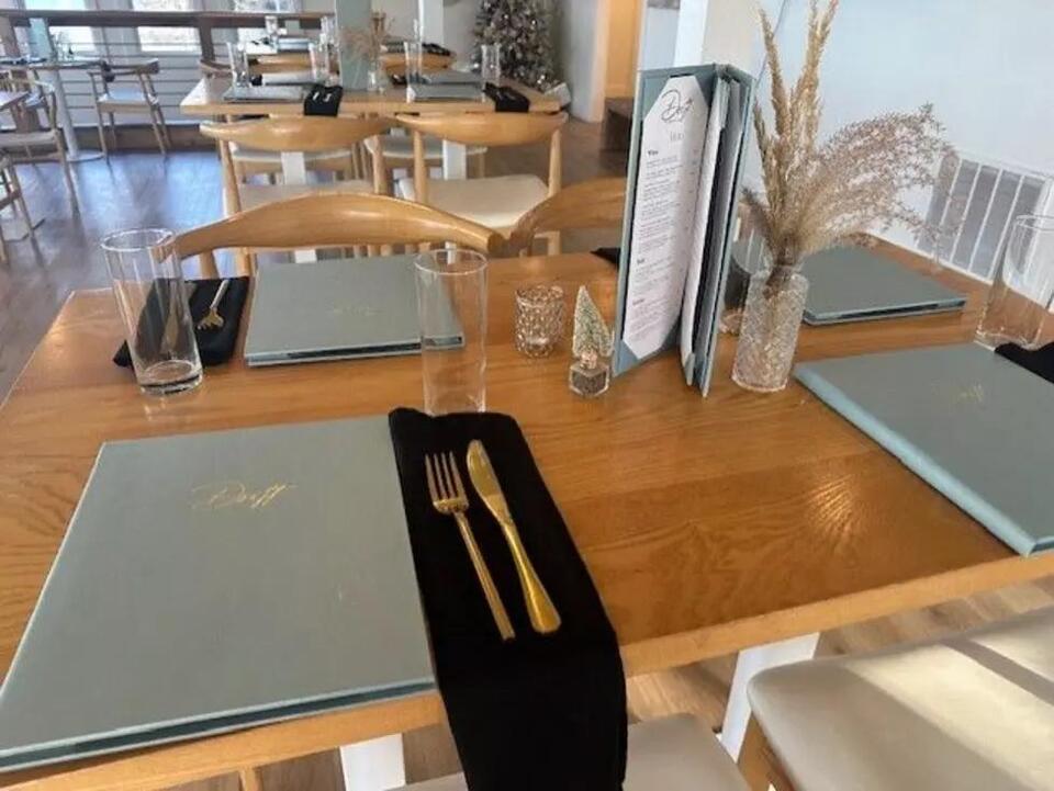 Lake Erie dining gem just south of Buffalo