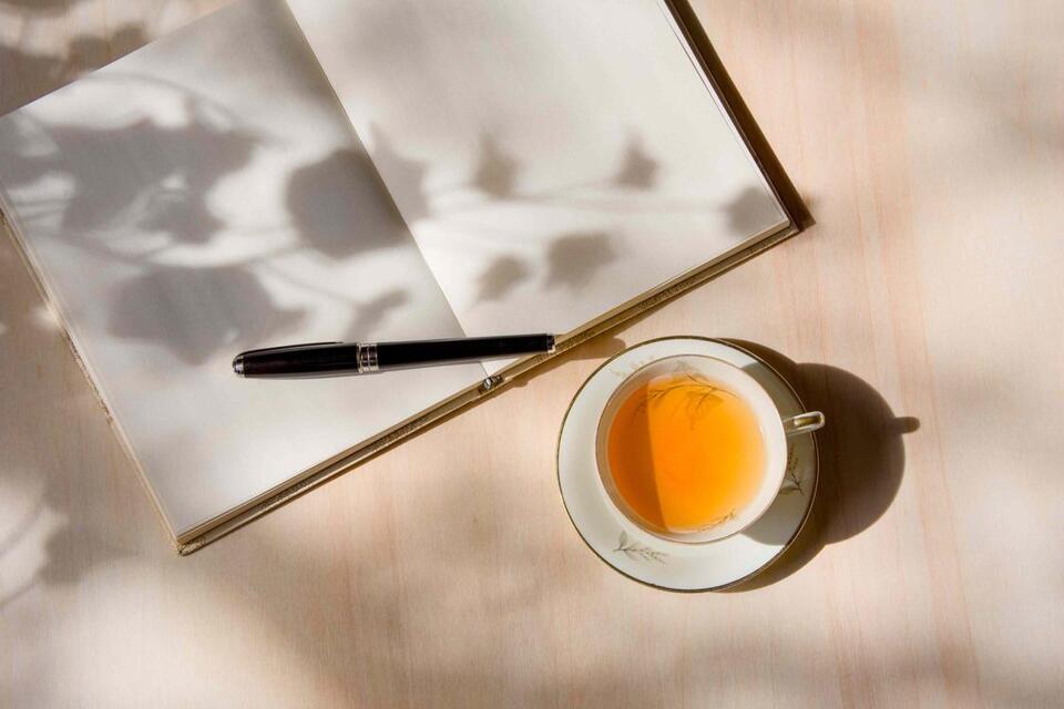 Holiday Hangover? 8 Therapist-Approved Fixes