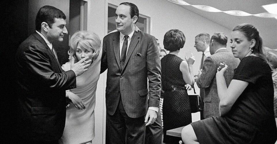 You Won’t Believe ’70s Office Habits