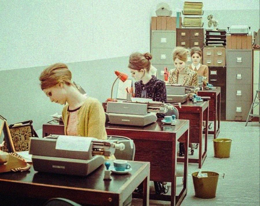 You Won’t Believe ’70s Office Habits