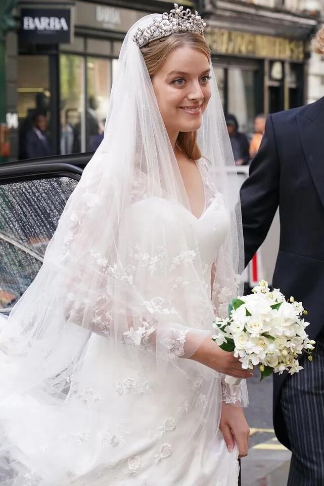 Royal Wedding Dress Glow-Up!