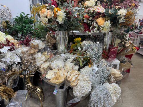 HomeGoods’ Christmas Decor Is Selling Out!