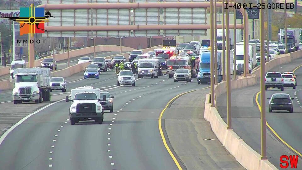 Traffic flowing again after Big I crash in Albuquerque