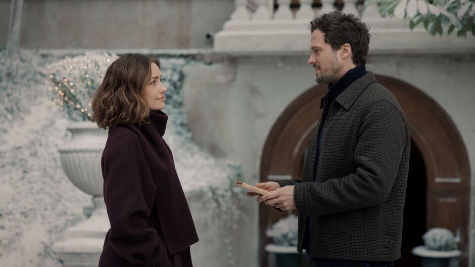 Champagne Problems: Hans Gruber Debate 😂