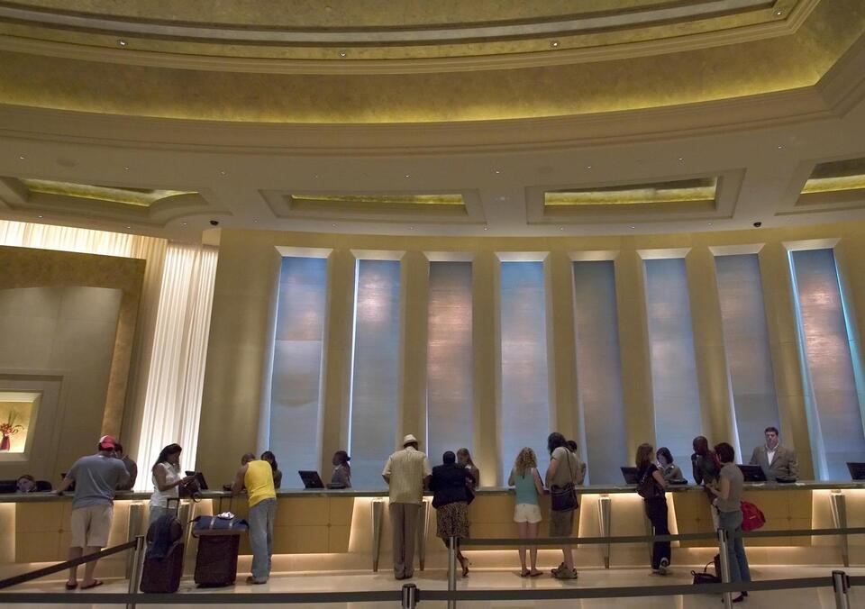 Las Vegas jobs face AI takeover—what’s next?