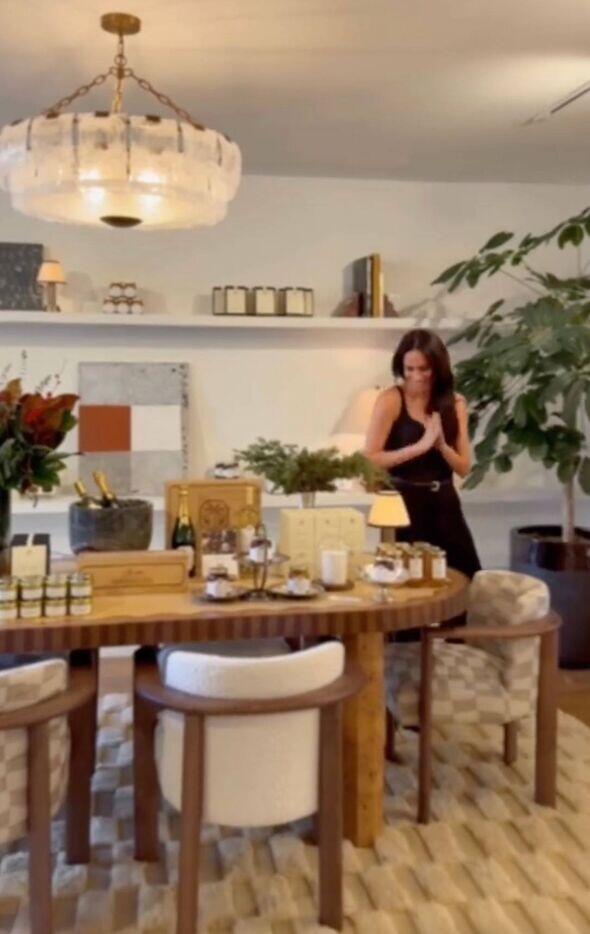 Meghan Markle’s Pop-Up Love Story