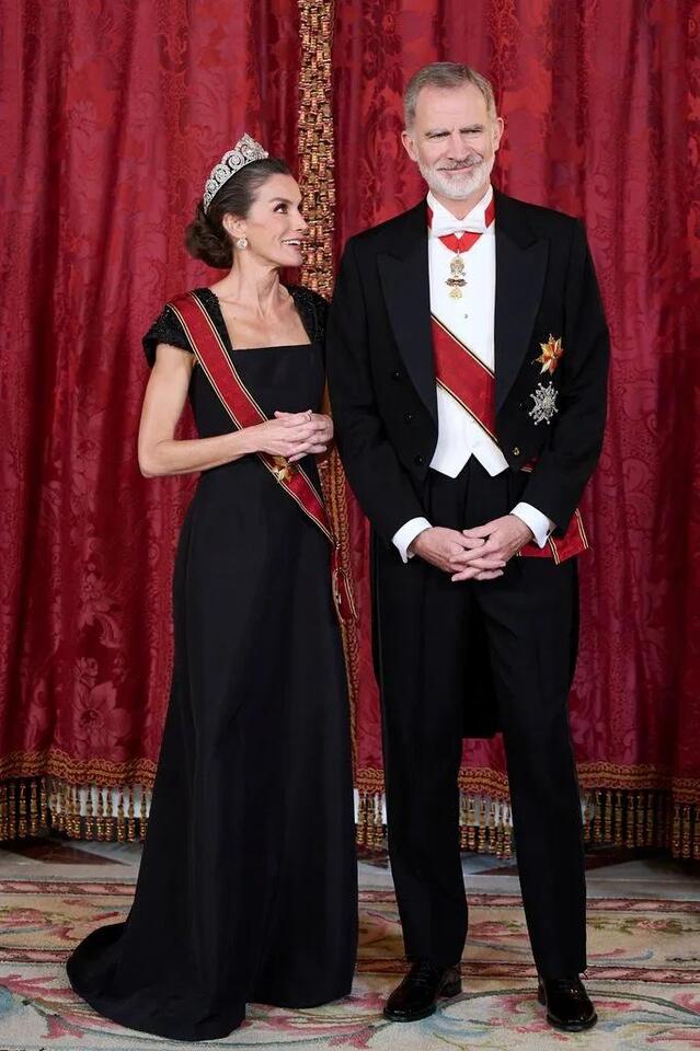 Queen Letizia’s Tiara Comeback!