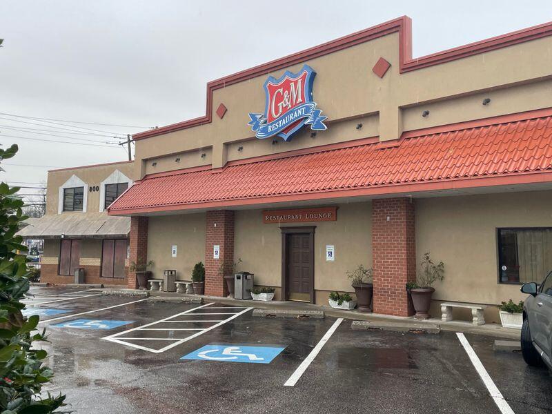 Maryland’s crab cake legend: G&M delivers big