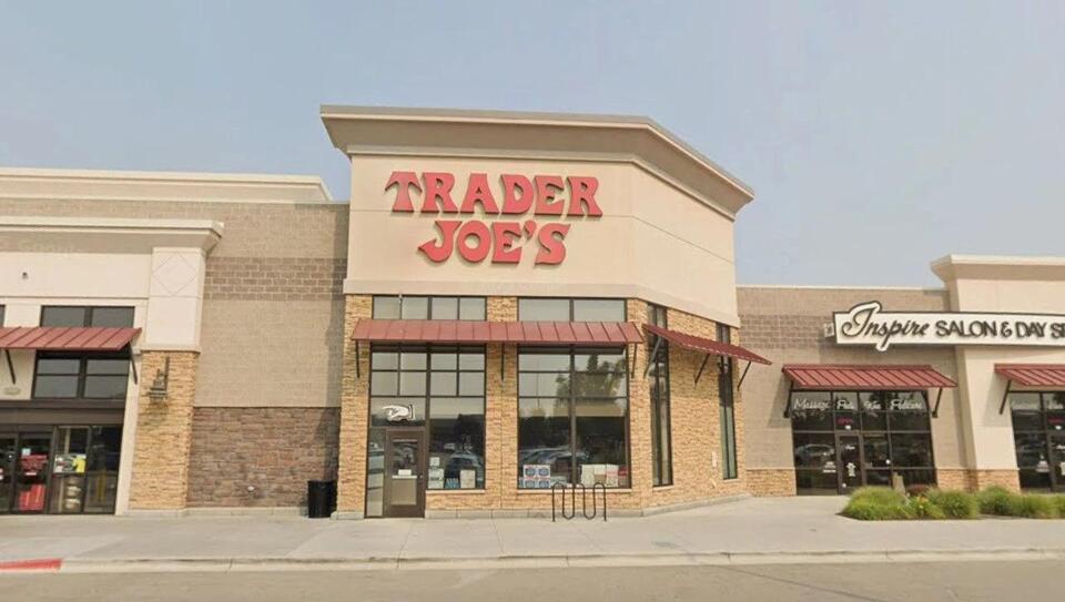 Boise Thanksgiving grocery store hours you need