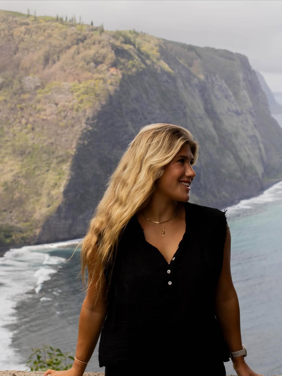 Chiefs heiress Ava Hunt’s Cowboys selfie stirs buzz