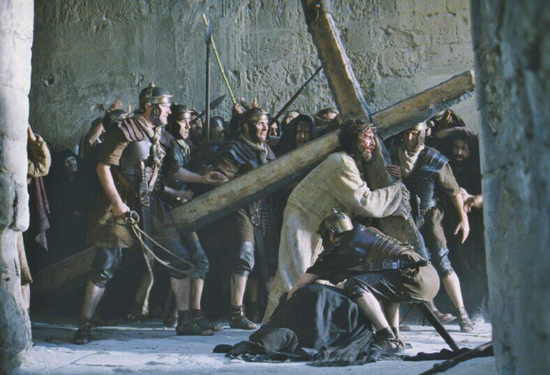 Tarantino’s Wild Take on Passion of the Christ 🎬