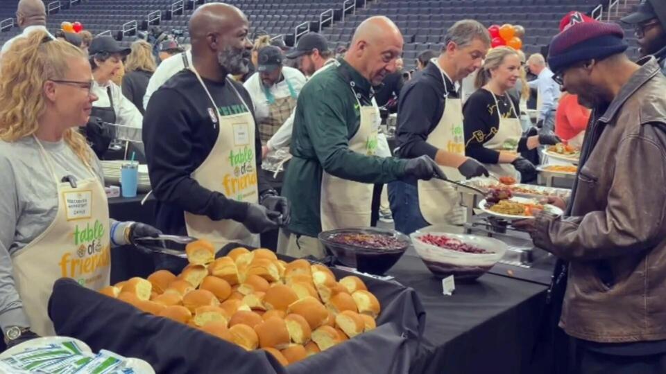 Boston’s Table of Friends brings warmth to Thanksgiving