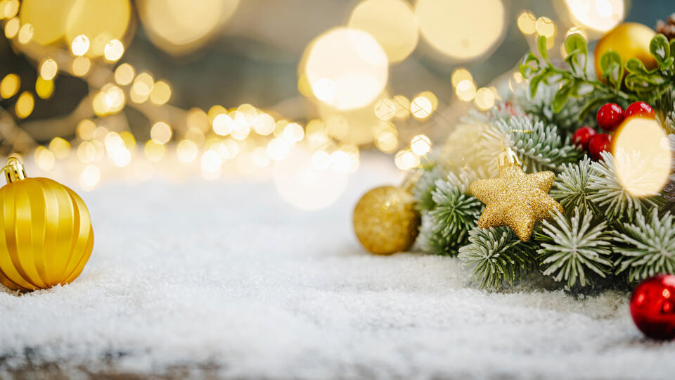 Dollar Tree Holiday Decor Hack You Need