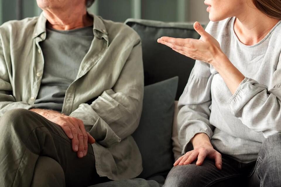 Family Drama Over Postpartum Boundaries