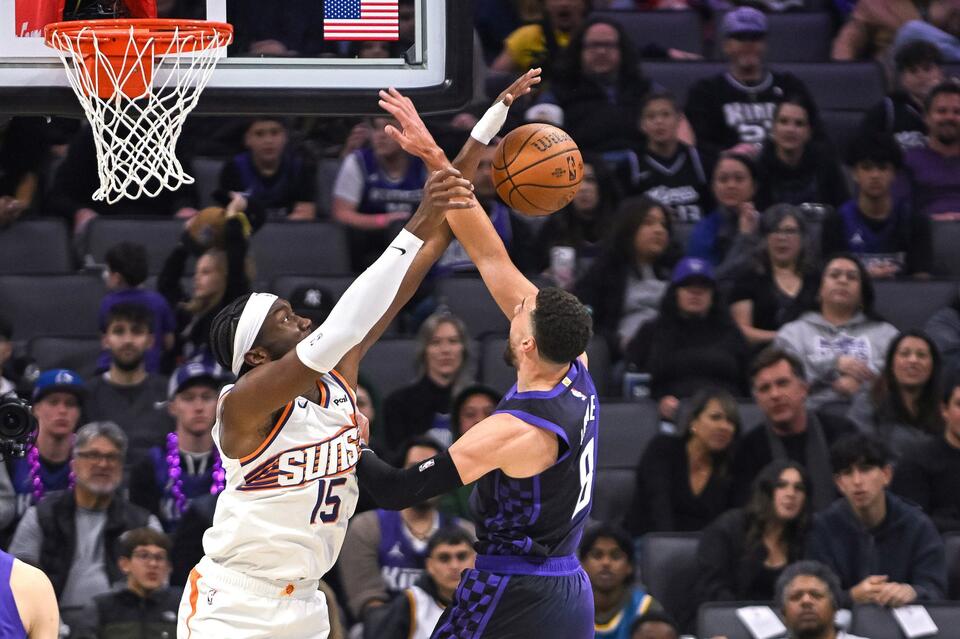 Sacramento fans fed up after LaVine clash