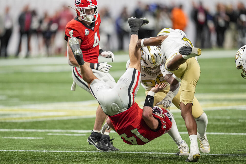 Georgia Bulldogs’ playoff hopes take a hit