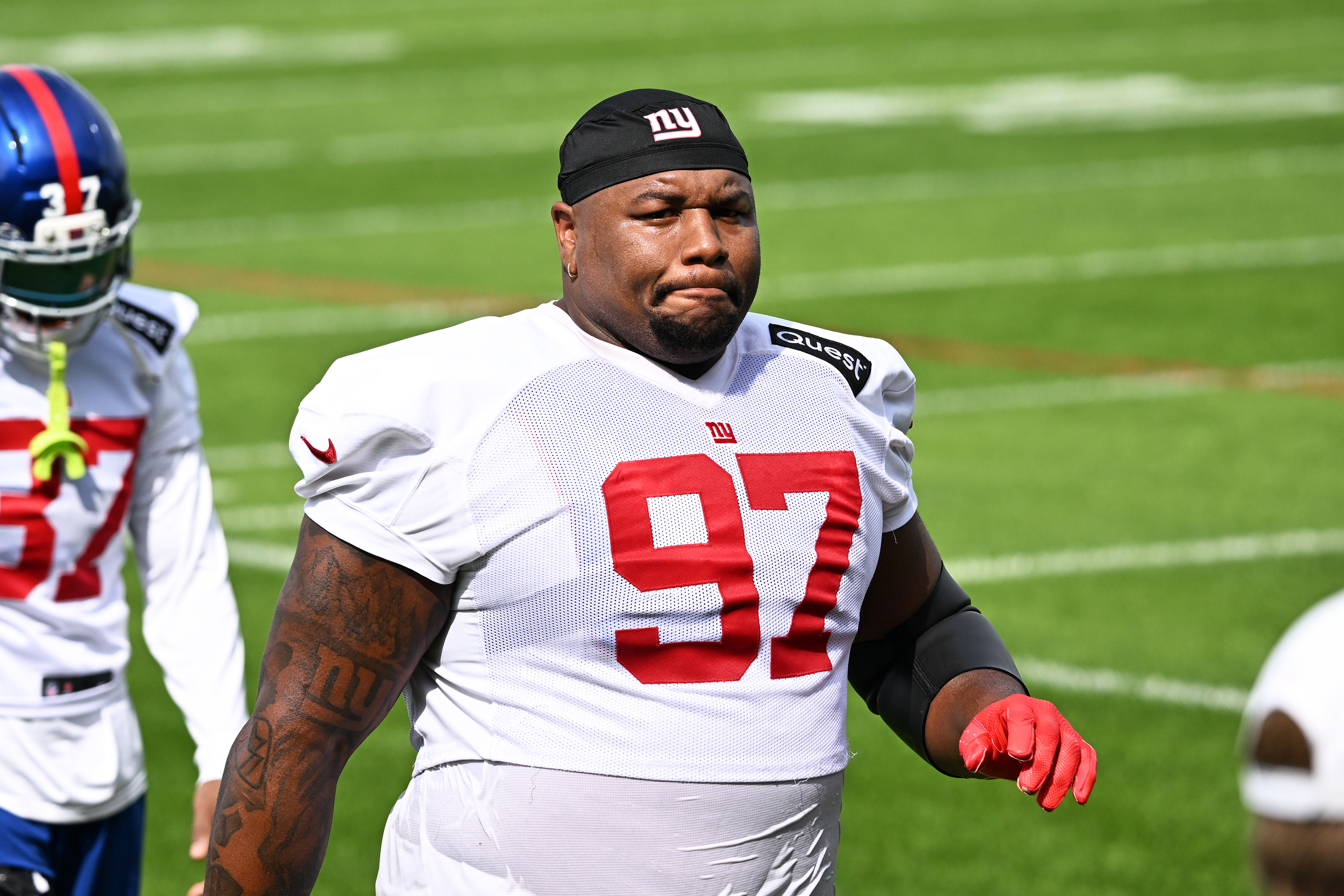 Big Blue's D-line disaster continues