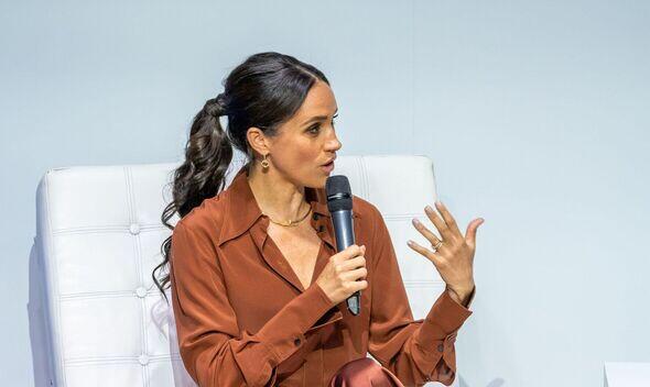 Meghan’s ‘Hallmark Card’ Drama Unpacked 💌
