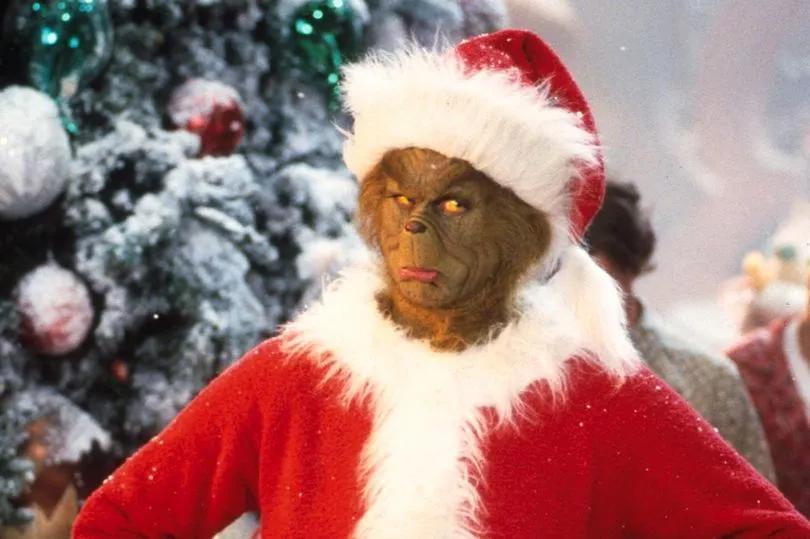 Jim Carrey's Grinch Makeup Drama 😱