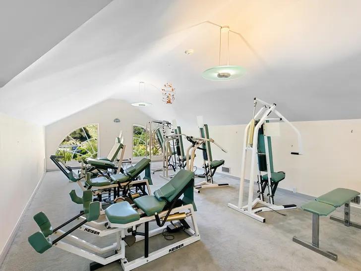 Hollywood Hills icon’s home gets a big price cut