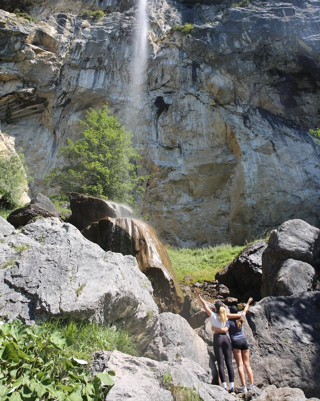 Jessica Alba’s Hoka Boots Are My Secret Weapon