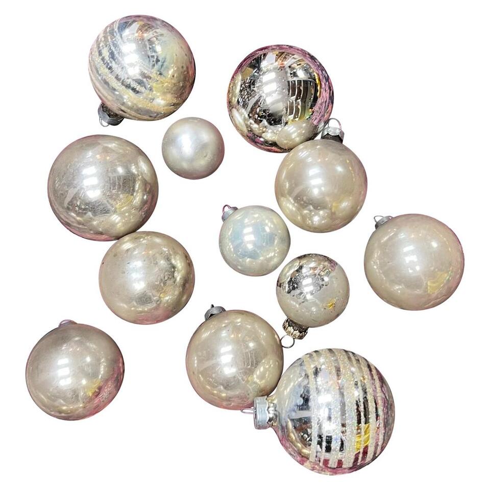 Cher’s Maximalist Christmas Tree Inspo