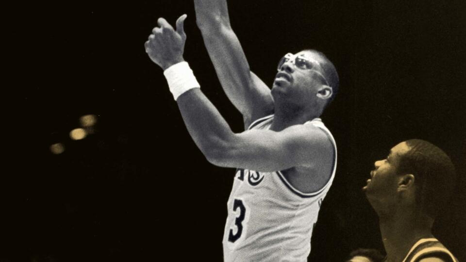 Kareem Abdul-Jabbar’s loss brought out true community spirit