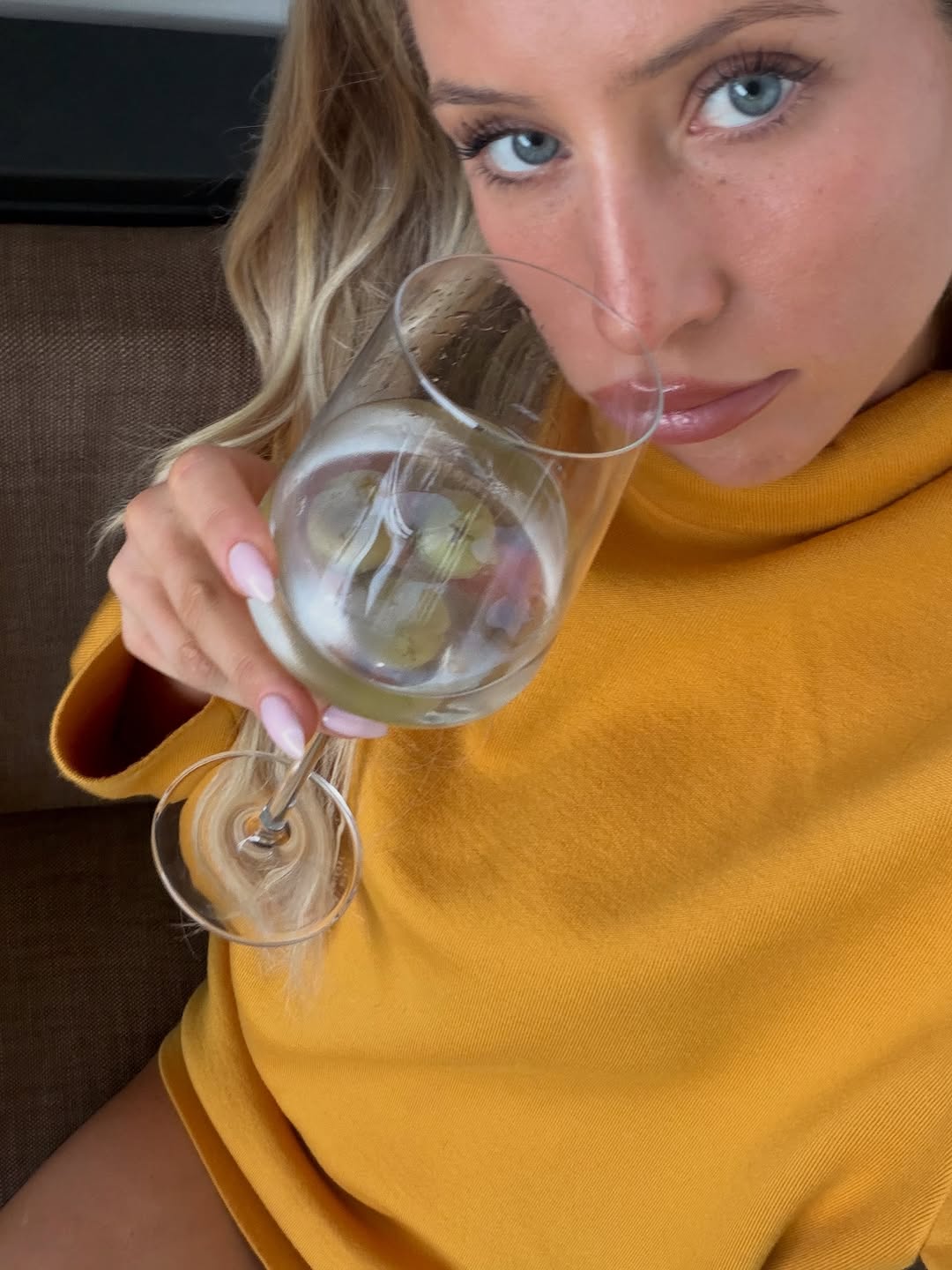 Alix Earle’s Thanksgiving Look = Closet Goals